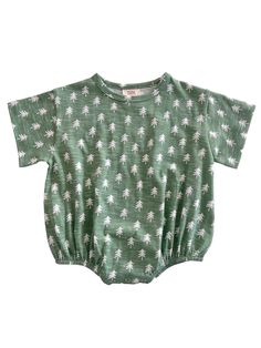 Made from our new lightweight, airy, slub fabric, this short sleeve bubble romper is for babies and toddlers to wear on those carefree spring and summer days. The bubble shape means this one-piece can be a complete outfit! We carefully crafted this bubble romper with all the small details in mind. The snaps along the inseam offer easy diapering and dressing. Made in India 100% GOTS Certified Organic Cotton Slub Machine Wash Cold / Line Dry Playful Short Sleeve Bubble Romper For Playdate, Cute Short Sleeve Bubble Romper For Playdate, Casual Green Cotton Onesie, Playful Green Cotton Onesie, Playful Short Sleeve Onesie, Green Cotton Onesie For Playwear, Playful Short Sleeve Onesie For Playwear, Green Short Sleeve Onesie For Playwear, Casual Green Onesie For Playwear