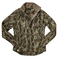 The Mossy Oak Women's Sherpa Lined Fleece Jacket is the ultimate in performance for cool temperatures. Whether you're traversing mountainous terrain or enjoying your favorite deer stand, the athletic cut guarantees you all day comfort. It features a soft, micro-fleece outer layer, and sherpa fleece lining to keep you d