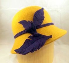 Hat Embellishments Ideas, Hat Embellishments, 50s Fashion Casual, Historical Hats, Cloche Hats, Colorful Hat, Felt Hats, Mad Hatters, Kentucky Derby Hats