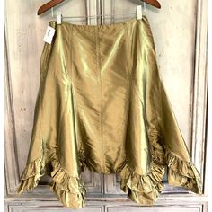 Nwt Areli Ballin's Ltd Antique Gold Silk Taffeta Ruffled Skirt Sz 2. Beautiful Gold Silk Shantung/Taffeta, Double Ruffle Details, Asymmetrical Hemline. Measurements Are: 14" Across Waist So 28" Waist 22.5" Front Center Length Steamed To Freshen/Sanitize Before Listing. Tiny Tiny Hole Upper Waist Area, Also A Faint “Pull” In The Slub, Please See Closeup Photos For More Detail. Beautiful Areli Ballin's Skirt! Luxury Silk Flowy Skirt, Elegant Silk Voluminous Skirt, Luxury Silk Gathered Skirt, Silk Crinkle Skirt, Luxury Gold Skirt, Pink Pleated Midi Skirt, Silver Sequin Skirt, Disney Skirt, Distressed Jean Skirt