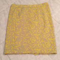 Yellow And Gray Pencil Skirt. Nwt Yellow Stretch Pencil Skirt, Fitted Yellow Pencil Skirt For Spring, Yellow Mini Pencil Skirt For Spring, Yellow Stretch Mini Skirt, Stretch Yellow Mini Skirt, Yellow Pencil Skirt For Workwear, Casual Yellow Pencil Skirt For Summer, Yellow Pencil Skirt For Spring, Yellow Skirt For Workwear