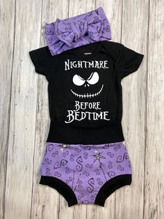 Playful Fitted Onesie For Bedtime, Cute Fitted Onesie For Loungewear, Cute Halloween Onesie For Loungewear, Playful Fitted Onesie For Loungewear, Fitted Summer Onesie For Bedtime, Cute Fitted Bodysuit For Loungewear, Fitted Playful Sets For Halloween, Playful Fitted Sets For Halloween, Fun Fitted Cotton Bodysuit