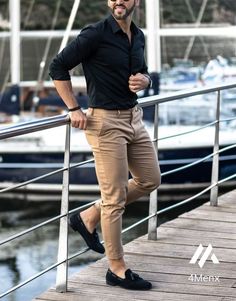 Black Shirt Outfit Men, Black Shirt Outfits, Mens Dress Outfits, Mens Business Casual Outfits, Shirt Outfit Men, Pants Outfit Men, Mens Fashion Blazer, Mens Casual Outfits Summer