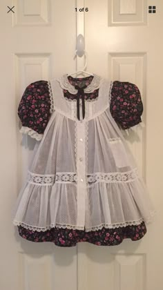 Vintage Girls Dresses, Fashion Baby Girl Outfits, Baby Dress Patterns, Girl Dress Patterns, Baby Frocks Designs, Frocks For Girls, Childrens Dress