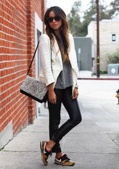 Chique Outfit, Chic Sneakers, Paris Mode, Sneakers Outfit, Inspired Outfits, Nike Sneakers, Inspiration Mode