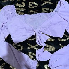 Nwt New Gorgeous Lavender Polyester Crop Elastic Wrist Tie Front Summer Spring Sexy Elastic Shoulder Lavender V-neck Top For Vacation, Trendy Lavender Tops For Beach, Fitted Lavender Top For Vacation, Lavender Long Sleeve Summer Top, Top Vaquero, Black Mesh Crop Top, 80 Fashion, Purple Crop Top, Black Knit Top