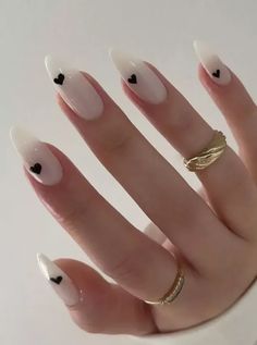 Black And White Nail Designs, Black White Nails, Casual Nails, Classy Acrylic Nails, White Nail Designs, Soft Nails, Nail Swag, Black Nail, Heart Nails