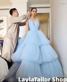 Blue V-neck Dress For Debutante Ball, Blue Tulle Gown With Tulle Skirt, Blue Tulle Dress, Tiered Prom Dress, Blue Ball Gowns, Occasion Dresses Wedding, Blue Tulle, Tulle Ball Gown, Pretty Prom Dresses