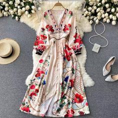 New style, sexy, deep v-neck, breasted slim long print dress, bubble sleeve dressMaterial:blendedStyle:chicFeatures:printedColor:white,blackSize:(cm):M,L,XL,2XLM length 133 Bust 88 Waist 60-80 Shoulder 35&ltp&gtL length 134 Bust 92 Waist 64-84 Shoulder 36</p>&ltbr/>&ltp&gtXL length 135 Bust 96 Waist 68-88 Shoulder 37</p>&ltbr/>&ltp&gt2XL length 136 Bust 100 Waist 72-92 Shoulder 38</p>&ltbr/>&ltp&gtNote:Due to different measur Printed V-neck Dress For Date Night, Chic Printed Fitted V-neck Dress, Elegant Printed Maxi Dress For Date Night, V-neck Floral Print Midi Dress For Party, Printed V-neck Maxi Dress For Date Night, Elegant Long Sleeve V-neck Dress For Vacation, Trendy V-neck Midi Dress For Spring, Printed Maxi Length V-neck Dress For Spring, Chic Floral Print Midi Dress With Lantern Sleeves