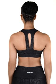 Women's Sport Bras/Yoga Bras -Color: Snake Black -Material: 73% Polyester 27% Spandex -Medium Support -Removable Pad -True to size -Breathable -Model is 5’6 136 pounds wearing a size x-small. Look great and feel great with this amazing shape enhancing bras. The extraordinary fit, the support and comfort of the athena bras can take you confidence and workout experience to the next level. The trendy design, vibrant glossy color, bust enhancing features and soft and resistant fabric give you the co Snake Black, Sport Bras, Fashion Leggings, Yoga Sports Bra, Gym Clothes, Yoga Bra, Gym Wear, Next Level