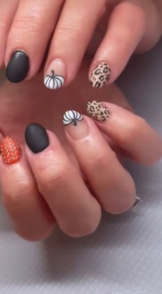 Discover 32 Fall Nails You Need to Try This Year! From chic Fall Gel Nails to Her Nails looks that will leave you obsessed, these Sophisticated Fall Nails are perfect for the season. Get inspired with Fall 24 Nails and Cute Nails For Fall that add a festive touch. Whether you're looking for Nail Inspo Thanksgiving or Classy Acrylic Nails, we’ve got the ultimate Nagel Inspo. Stay on top of the Nails Trends Fall 2024 with Classy Nail Colors Fall and Trending Nail Inspo 2024 for a flawless manic...