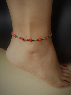 Beaded Anklet Flower Anklet Summer Accessory Friend Gift - Etsy Turkey Gift For Bride From Bridesmaid, Diy Friendship Bracelets Tutorial, Handmade Anklets, Summer Anklets, Mesh Necklace, Friendship Bracelets Tutorial, Beaded Anklet, Beach Anklets, Beaded Sandals