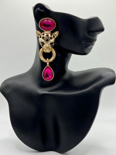 Introducing our vibrant collection of colorful statement earrings! Add a pop of color to your outfit and make a bold and fun statement with our range of colorful earrings that are sure to brighten up any look. Pink Statement Earrings, Big Statement Earrings, Colorful Earrings, Modern Contemporary, Statement Earrings, Jewelry Earrings Dangle, Color Pop, Dangle Earrings, Jewelry Earrings