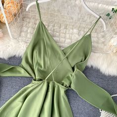 Chic long dress women's summer dress suspenders dress 082 Fabric: blended Color: white,black,dark green,green,orange Size(cm): M.L M skirt length 134 bust 86 waist 60-70L skirt length 135 bust 90 waist 64-74