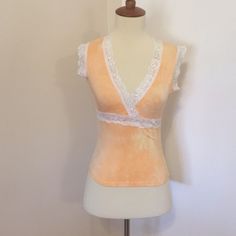 This Is A Brand New Love Tanjane Pajama Top. Subtle Orange Tie Dye With White Lace Trim. Made Of A Soft And Stretchy Material. Measures 15.75 Inches Across The Bust And Is About 18.5 Inches In Length. Made In Southern California. Price Is Firm. Thanks For Looking. Fitted V-neck Summer Sleepwear, Fitted Cotton V-neck Sleepwear, Fitted V-neck Top For Relaxation, Fitted Sleeveless Sleepwear For Relaxation, Feminine Fitted Tops For Loungewear, Fitted Summer Sleepwear For Relaxation, Feminine Fitted Sleepwear For Loungewear, White Lace Trim Sleepwear For Relaxation, White Camisole For Relaxation