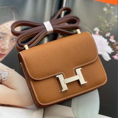 Mini stewardess 14cm Soil gold and silver buckle Lv Purse, Lv Shoes, Lv Belt, Leather Handbags Women, Lv Wallet, Lv Handbags, Backpack Tote Bag, Basket Bag, Small Crossbody Bag