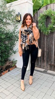 Thanksgiving Outfit Ideas That Will Make You the Star of the Dinner!🧡🍂 Step up your style game with this stunning Thanksgiving Outfit Ideas Women are obsessing over! Perfect for all your Fall Events, this look is the ultimate mix of chic and comfort. Not sure What To Wear Fall? Pair this outfit with Black Kitten Heels to elevate your look effortlessly. Whether you\'re attending an elegant Event Outfit gathering or keeping it relaxed with Lazy Day Outfits, this ensemble has you covered. Find m...