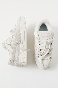 Puma 180 Corduroy Sneakers Comfy Sneakers, 90s Skate, Skate Style, Sneakers Puma, Mens Outfit Inspiration, Lo Fi, Puma Sneakers, Aesthetic Shoes, Swag Shoes