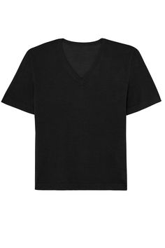 Our Magnus t-shirt, made of 70% cashmere and 30% silk, is one of our summer collection novelty. A variation of the Julien T-shirt in a v-neck, available for both men and women. Easy to wear, it is the ideal v-neck, the neckline isn't too low or tight, this garment will suit you as much for a casual outfit as for a more sophisticated one. Classic V-neck Relaxed Fit T-shirt, Elegant V-neck T-shirt For Summer, Classic V-neck T-shirt With Relaxed Fit, Classic V-neck T-shirt In Relaxed Fit, Black V-neck T-shirt For Summer, Black Relaxed Fit V-neck T-shirt, Black V-neck T-shirt With Relaxed Fit, Stole Scarf, Sleeveless Cardigan