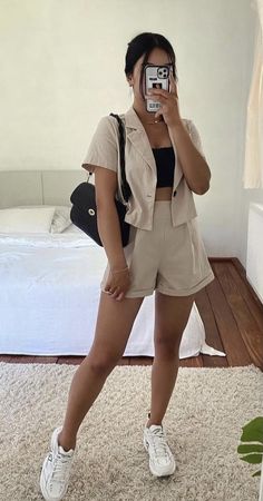 Hot Weather Outfits, Summer Fashion Outfits, Looks Vintage, Spring Summer Outfits, Outfits Casuales, Cute Casual Outfits, Look Fashion, Classy Outfits, Short Outfits