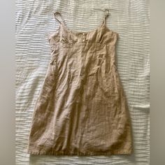 Women’s Cotton On Mini Dress With Zipper Back. Size Xs And Never Worn Due To Ordering Wrong Size. In Last Photo, Inside The Dress Where The Zipper Chain Is A Small Opening The Zipper Snagged. Easy Sewable Fix. Real Cute Dress! Beige Linen Summer Mini Dress, Beige Linen Mini Dress For Brunch, Casual Fitted Beige Mini Dress, Fitted Neutral Mini Dress For Summer, Beige Fitted Summer Mini Dress, Fitted Beige Summer Mini Dress, Casual Fitted Unlined Mini Dress, Neutral Fitted Mini Dress For Daywear, Fitted Beige Mini Dress For Summer