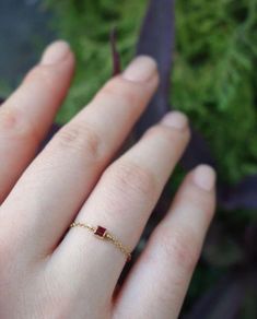 Simple Ring Design, Diamond Accessories, Sparkly Jewelry, Gold Rings Fashion, Gold Rings Jewelry, Gold Ring Designs, Simple Ring, Gold Jewelry Simple, Jewelry Design Earrings