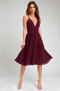 Lovely Burgundy Dress - Halter Dress - Bridesmaid Dress Fitted Chiffon Halter Dress For Spring, Summer Fitted Burgundy Midi Dress, Burgundy Fitted Summer Dress, Summer Evening Burgundy Midi Dress, Burgundy Midi Dress For Evening, Burgundy Midi Dress For Summer Formal, Burgundy Midi Dress For Summer Evenings, Chic Burgundy Midi Dress For Summer, Burgundy Evening Dress For Summer