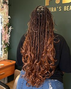 Petra’s Beauty Club | Fairy Curls😍😍😍😍 Style: Medium French curls with fairy curls😍 Color: 27/30 * * * * * #labraider #californiabraider #losangelesbraider… | Instagram Braided Hairstyles For Black Women French Curls, Matric Hairstyles, French Curls Braids, Dream Hairstyles, French Curl Braids, French Curls, Curl Braids, Vacation Hair, Future Hairstyles