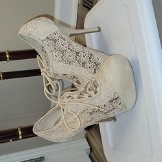 Size 9, Nwot, Cream Booties, Faux Suede & Crochet, Laces Up, Platform With 4 Inch Heels, 1 Inch Platform, Any Questions Ask Lace Heels With Round Toe And Laces, Cream Lace-up Synthetic Heels, Lace Heels With Laces And Round Toe, Lace-up Lace Heels, 4 Inch Heels, Suede Booties, Faux Suede, Pretty In Pink, Bootie Boots