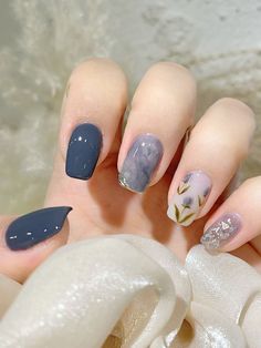 Tan Floral Nails, Blue Silver Nails, Nail Art Japanese, Short Square Nails, Color Nails, Her Nails, Short Nail Designs, Beauty Nail, Floral Color