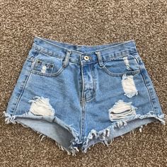 Practically Brand New! Distressed! Two Front Pockets & Two Back Pockets! Casual Preppy Outfits, School Clothes, Lili Reinhart, Grad Dresses, Summer 24, Summer Fits, Back To School Outfits