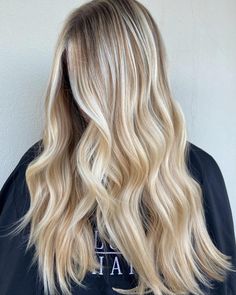 31 Spring Blonde 2024 - Top Coloring Ideas for an Updated Look Spring Blonde 2024, 2024 Spring Hair Trends For Women, Spring Blonde Hair 2024, Spring Blonde Hair, Blonde 2024, Spring Blonde, Blonde Ideas, Spring Hair Trends, Soft Balayage