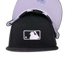 New Era’s Cooperstown Authentic Collection features throwback styles worn on-field during the Grey Bottom's heyday. Sometimes it’s the little things that make a throwback classic great. In this case, it’s the absence of the New Era flag on the left side of the hat. The New Era branding was not always present on on-field baseball hats, and this pays homage to that look aficionados revere. Less is more! This small detail is becoming increasingly popular these days and is part of the “Cooperstown A Retro Black Snapback Baseball Cap, Black Snapback Baseball Cap With Team Logo, Black Throwback Snapback Baseball Cap, Throwback Black Snapback Hat, Black Snapback Fitted Hat Fan Merchandise, New Era Hats, San Diego Chargers, Work Uniforms, World Baseball Classic