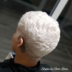 Pixie Haircut Shaved, Women Undercut, Curly Undercut, Short Silver Hair, Hair Undercut, Haircut Curly