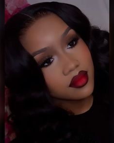 Red Lip Matte, Senior Night Makeup, Hocoming Makeup Ideas, Brown Eyeshadow With Red Lips, Natural Glam With Red Lip, Natural Beat Red Lip, Elegant Makeup For Black Women, Makeup Ideas Black Women Red Lip, Birthday Makeup With Red Lips