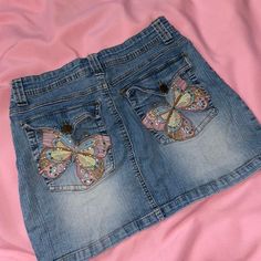 Mini Denim Skirt, 2000s Fashion Outfits, Swaggy Outfits, Mode Inspo, Look Vintage, 2000s Fashion, Mode Inspiration, Dream Clothes, Looks Vintage