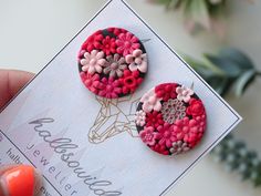 These flowery stud earrings are lovingly and time-intensively handcrafted. The attention to detail is reflected in the earrings - the colorful flowers make you want spring! Keep it for yourself - or give it to your girlfriend, your mom, your favorite person! ➤ For more similar earring, follow the link: https://www.etsy.com/shop/halbsowild ➤ Instagram: halbesowild_jewelry ➤MATERIAL: ☑ polymer clay ☑ Pins and clasps made of stainless steel / nickel free / hypoallergenic ➤ DELIVERY / INFO: ➣ your order ➣ FREE SHIPPING for orders over €30 ➣ Shipping UK: Order over US$35 - free shipping! ➣ The items are delivered in a shipping box. This way they reach you safely and unhurriedly! ➤ CARE INSTRUCTIONS: ☑ The earrings are made of polymer clay (Fimo) and are very robust. They are splash-proof, but y Stud Earrings Polymer Clay, Clay Pins, Colorful Stud Earrings, Spring Earrings, Earrings Colorful, Earrings Round, Flower Stud Earrings, Earrings Flower, Earrings Polymer Clay