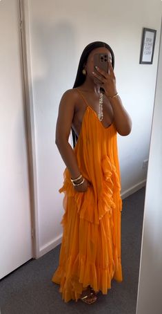 Long Party Dress, Looks Party, Denim On Denim, Summer Fashion Dresses, Looks Street Style, Cute Simple Outfits, Party Dress Long, Orange Dress