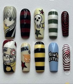 Short Anime Nails, Hatsune Miku Nails, Silly Nail Art, Miku Nails, Fnaf Nails, Soul Eater Nails, Anime Nail Ideas, Anime Nail, Black Acrylic Nails