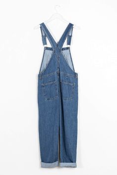 Details Feel relaxed and carefree in our Ziggy Denim Saphire Blue Overalls, by Free People. Featuring a loose-fitting overall silhouette with five front pockets, two back pockets and adjustable straps for the perfect fit. Style with a long sleeve shirt for the cooler season and your favorite booties. Perfect for a casual outing, running errands, traveling and lounging around the house. Care Machine wash cold Contents 100% Cotton Size and Fit Measurements for size small Inseam: 29.5 in Hips: 41.5 Baggy Overalls, Winter Favorites, Blue Overalls, Closet Candy, Overalls Women, Fit Style, Pocket Design, Online Purchase, Running Errands