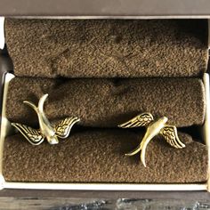 Never Worn Gold Tone Sparrow Earrings Full Service, Gold Tones, Jewelry Earrings, Fast Delivery, Womens Sizes, Women Jewelry, Gold, Women Shopping, Color