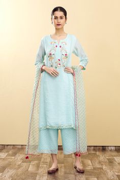 Shop for Desert Shine by Sulochana Jangir Blue Handloom Chanderi Kurta Set for Women Online at Aza Fashions Blue Kurta, Kurta Set For Women, Printed Dupatta, Straight Kurta, Scallop Edge, Embroidered Neckline, Embroidery Lace, Lace Embroidery, Kurta Set