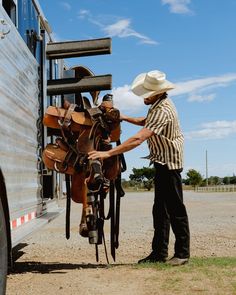 Royal Enfield Bullet, The Old West, Royal Enfield, Old West, Western Wear, The Old, Cowboy Hats, Cowboy, Old Things