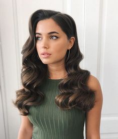 Lana Del Rey Hair, Summer Wedding Makeup, Best Wedding Makeup, 2024 Prom, Natural Wedding Makeup, Prom Hairstyles, Wedding Hair And Makeup, Vintage Hairstyles, Hair Dos