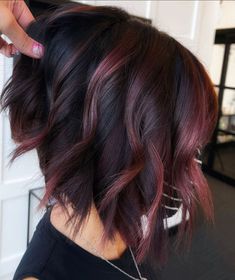 Burgundy Balayage Bob Wigs for Women Caucasian 100% Human Hair Red Short Hair Balayage, Red Brown Balayage Short Hair, Colourful Balayage Hair, Short Brown Hair With Red Highlights, Brown Hair Colors Short, How To Balayage, Burgundy Balayage, Balayage Short Hair, Balayage Short