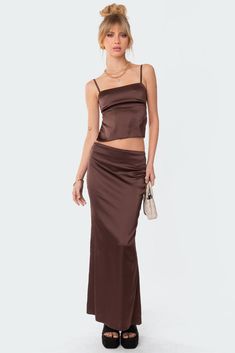 Skirt Suits Women, Outfit Elegantes, Bandage Crop Top, Skirt Streetwear, Satin Maxi Skirt, Long Skirt Outfits, Y2k Skirt, Skirt Suits, Backless Crop Top