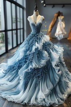 Water Wedding Dress, Princess Dress Ball Gowns, Water Goddess Dress, Ocean Dresses, Sea Inspired Fashion, Ocean Dress, Dreamy Gowns, Gowns Elegant, Sea Dress