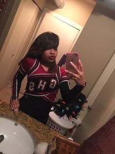 School Uniform Outfits, Sport Hair, Cheer Stunts, Cheer Outfits, Cheerleading Outfits, Cheer Dance, Sports Hairstyles