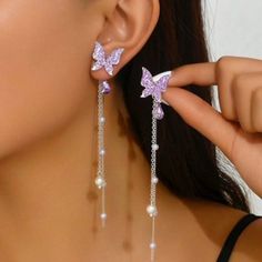 Elegant Purple Butterfly Pearl Earrings For Women! Uses: For All Occassions Eardrop Width:0.7inch Eardrop Heigth:4.2 Ninch Hoop Butterfly Earrings, Dragon Goddess, Pearl Jewlery, Butterfly Accessories, Silver Butterfly Earrings, Goddess Jewelry, Prom Ideas, Purple Earrings, Aesthetic Stuff