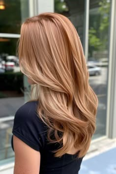 Balayage Hair Brunette With Blonde And Red, Icy Blonde With Red Lowlights, Hair Inspo Color Red And Blonde, Level 9 Strawberry Blonde, Neutral Copper Hair Color, Hair Color Ideas For Blondes With Red, Ginger With Blonde Hair, Strawberry Blonde Hair Fall, Highlight Inspo Hair